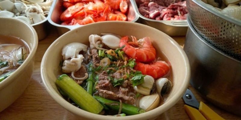 Thi Thi Quán - Bún Thái, Mỳ Cay XuKa - Đường NI5