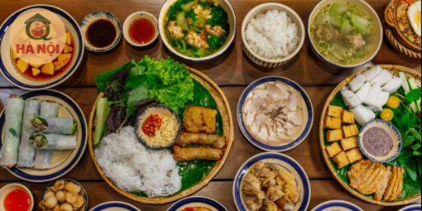 Quê Hà Nội - Bún Chả, Cơm Bắc & Cơm Thố