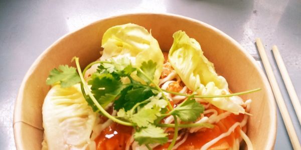 Quán Chín Chín - Hamburger, Cút Chiên Bơ & Bánh Tráng Trộn - Trần Quốc Toản