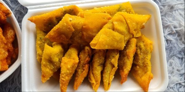 Ăn Vặt - Bà Tư - Kiên Thị Nhẫn