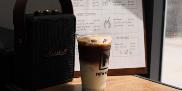 MEW Coffee - Nơ Trang Long