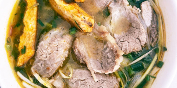 Bánh Canh Ngọc Anh - 185 Bà Triệu