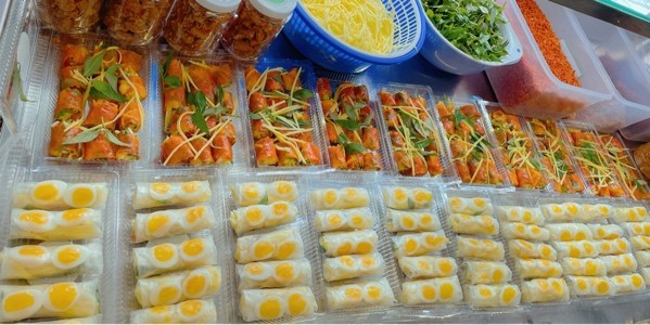 Ăn Vặt Bò Bía Hai Ngàn - Nguyễn Tất Thành