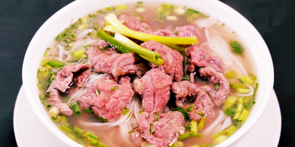 Bé Lộc - Phở & Hủ Tiếu - 140 Ngô Mây