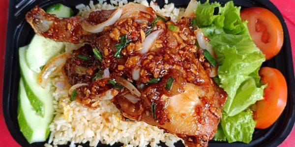 Hiếu Béo - Cơm Chiên, Mì Xào & Nướng - 17/3A Trần Văn Ơn