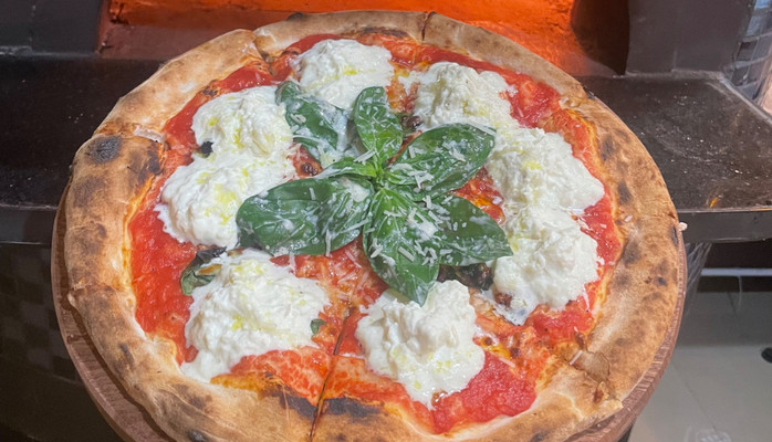 Domenica Napoli Pizza - Pizza Wood Fired