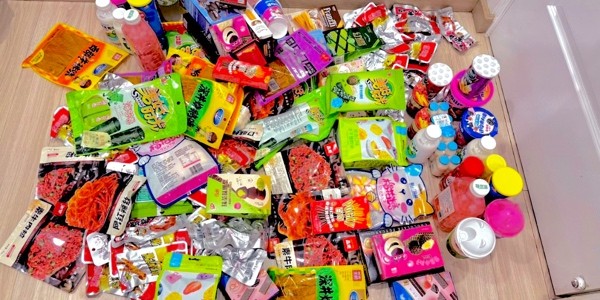 Ăn Vặt Nội Địa Trung Minimart - Thủ Khoa Huân