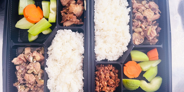 Bếp Mẹ Mìn - Cơm Văn Phòng - Nguyễn Xiển