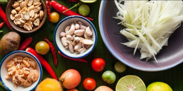 Hương Vy - Gỏi Đu Đủ Thái & Chân Gà Sốt Thái