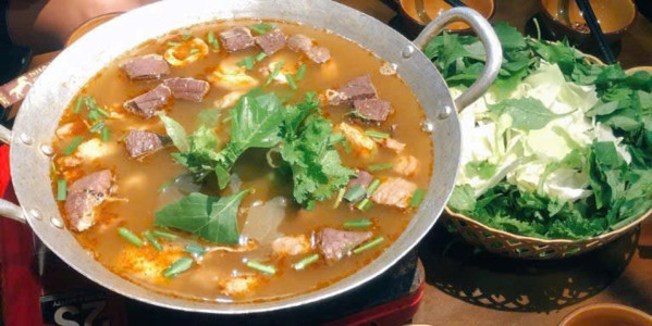 Xuân Sơn - Cơm Rang & Thắng Cố Ngựa - Đô Thị Đại Thanh
