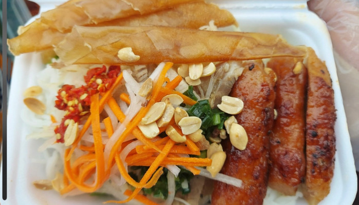 Nem Nướng Nha Trang 815 - Bún Nem Nướng, Bánh Hỏi Nem Nướng & Nem Phần - Quận 7
