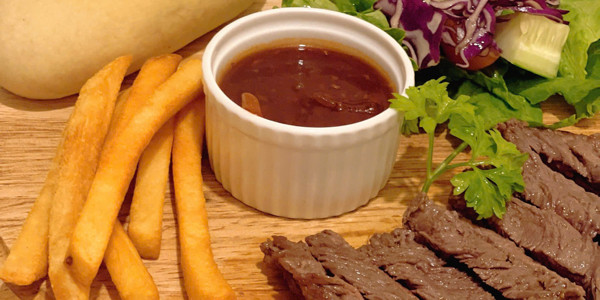 Res Beefsteak Kiều Đàm - Trần Xuân Soạn