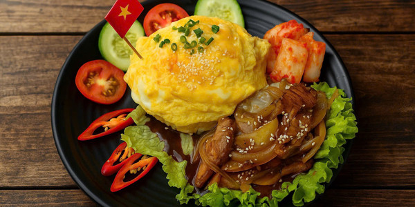 Hai Chị Em - Cơm Trứng Lốc Xoáy Dujamae - 20 Trường Chinh