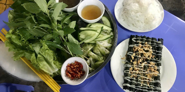 Bò Lá Lốt Cây Trứng Cá - Chợ Lý Phục Man