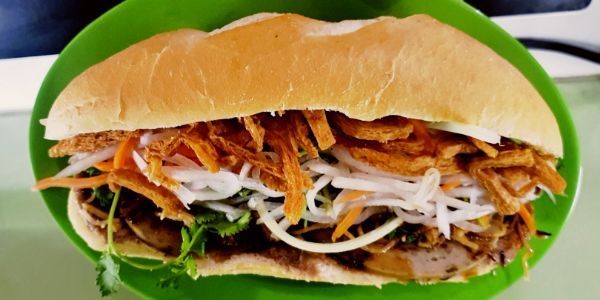 Bánh Mì Chay - Thanh An - Đội Cấn