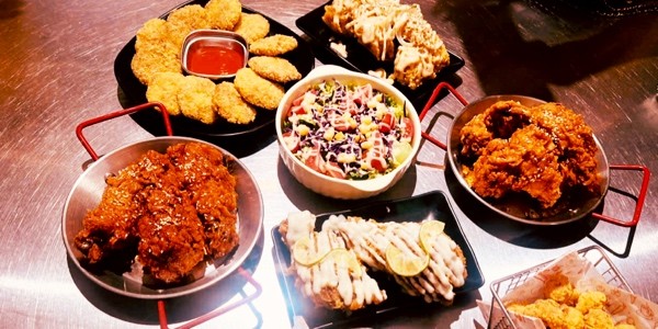 Four H - Gà Viên Và Ăn Vặt
