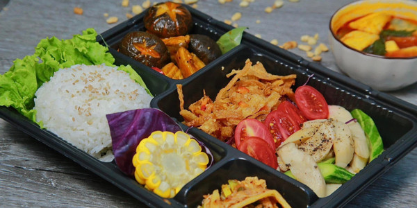 Chay Thuỷ Tiên - Bún Riêu, Bánh Mì & Thực Phẩm Chay