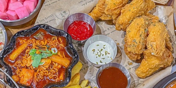 Chicken Talk - Gà Rán Hàn Quốc - 190 Nguyễn Ảnh Thủ