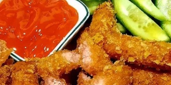 Bánh Mỳ Que Hải Phòng, Nem Chua Rán & Trà Chanh - Hồng Hà