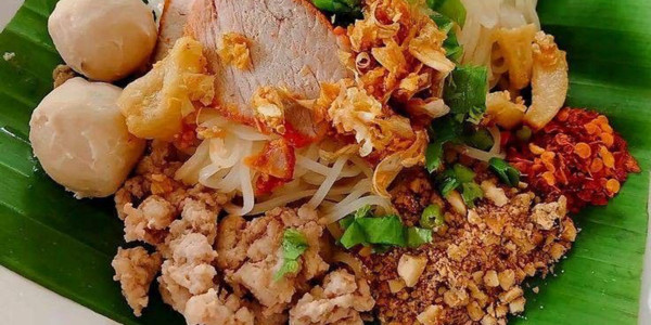 Tiệm Nếp - Xôi Mặn, Bánh Đúc Thịt & Bánh Trôi Tàu
