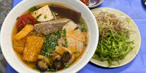 Bún Riêu Cô Ly
