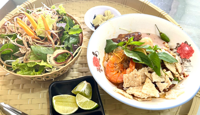 Bún Giò, Bún Chả Cá & Mì Quảng - Bún Cô Chín 77