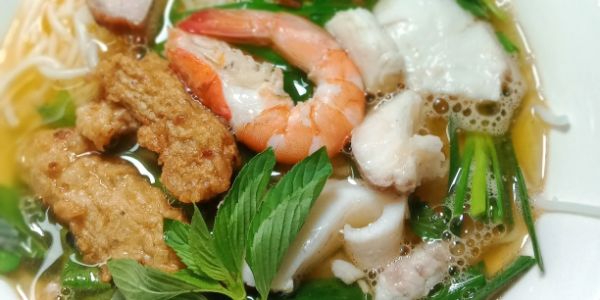 Tuyết Mai Bò Beefsteak & Bún Nước Lèo Sóc Trăng