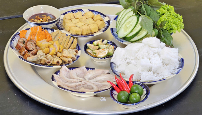 MÂM - BÚN ĐẬU MẮM TÔM - 107 Diên Hồng