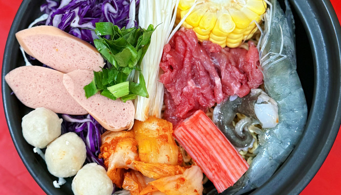 Mỳ Cay & Trà - NaNa - Bùi Thị Xuân