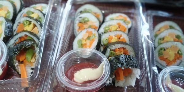 Cơm Gà - Mì Ý & ShuShi - Hồ Hoà Tân Phong