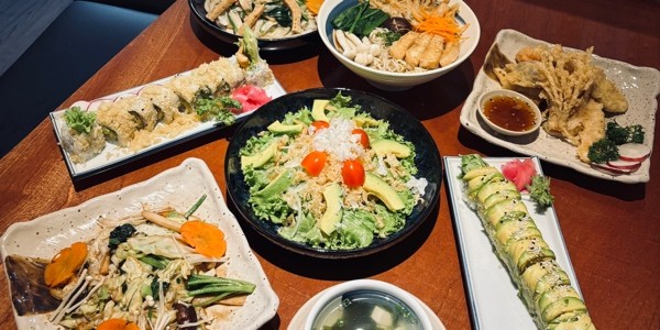 Edo Sushi - 27 Thái Phiên