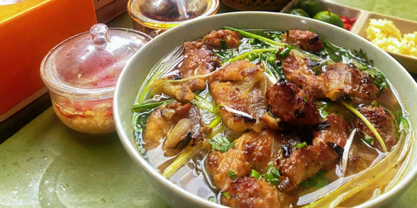 Bún Chả Ba Anh Em - 5 Phạm Huy Thông