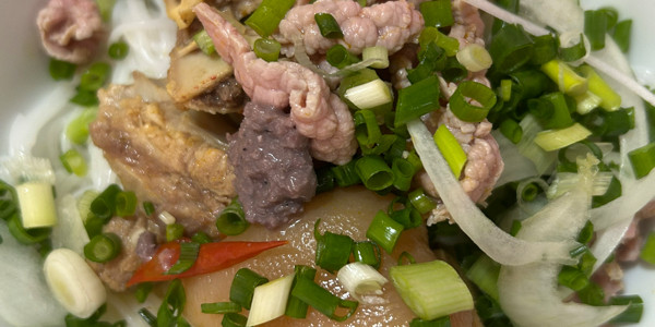 Bún Riêu Thịt Buôn Mê - 18 Hàm Long