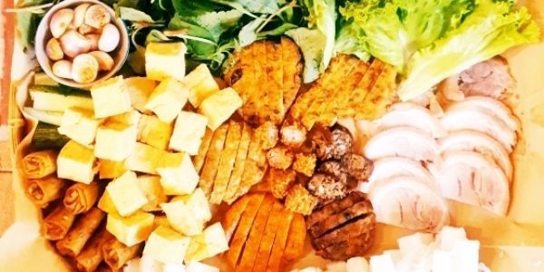 Nhà Sen Bún Đậu Mắm Tôm - Hoàng Hoa Thám