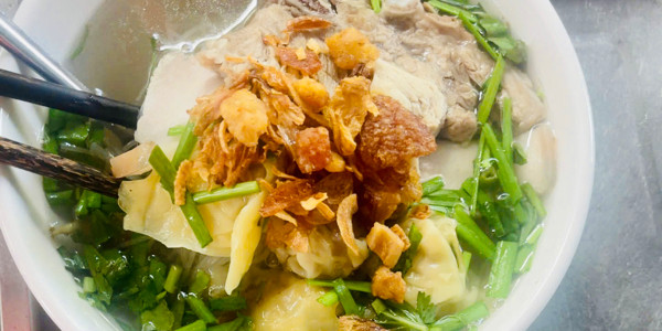 TIỆM HỦ TIẾU, MÌ & HOÀNH THÁNH - 239 Tân Quý