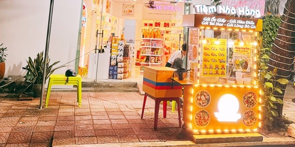 Tiệm Nhà Hằng - Súp Cua, Gân Bò Sốt Thái & Tré Trộn - 58 Hùng Vương