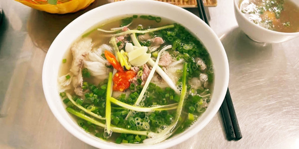 Phở Quân - 45 Nguyễn Thái Học