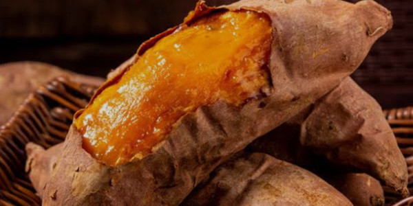 Trứng Vịt Lộn & Khoai Lang Nướng - Hạnh Phúc79