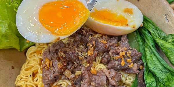 Cô Hai Miền Tây - Mì Xào & Nui Xào