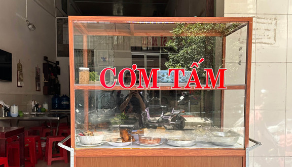 Quán Cơm Bà Năm - Cơm Đĩa, Cơm Phần - Nguyễn Thị Út