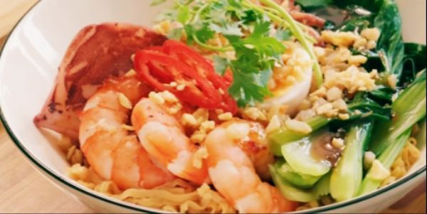 Khuya Nay Ăn Gì - 165 Bùi Viện