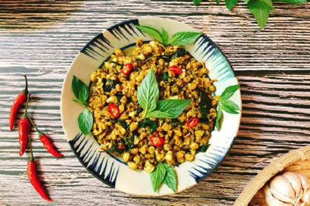 Bếp Đêm - Hến Xào & Nhộng Xào