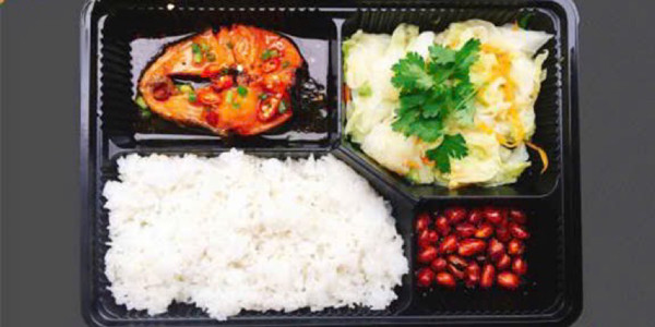 TOM - Cơm Văn Phòng - Nguyễn Ngọc Vũ