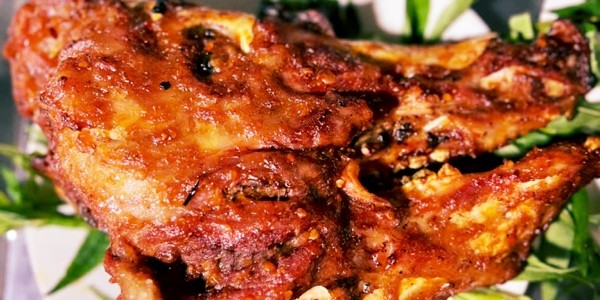 Đồ Nướng Huyền - 30 Nguyễn Văn Linh