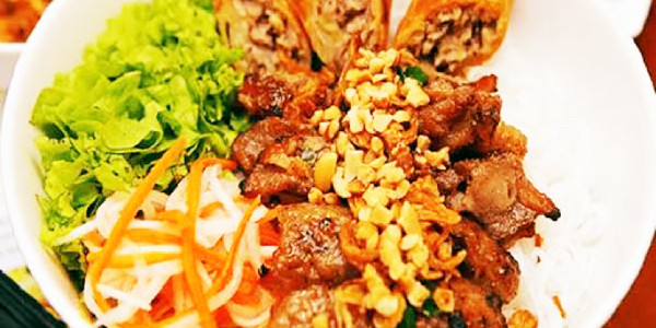 Bếp Nhà Nàng Thơ - Bún Thịt Nướng, Gỏi Cuốn Bì Cuốn & Nui Xào Bò