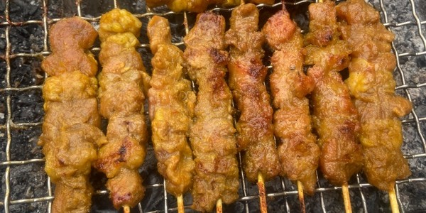 Bánh Mì Bò Nướng Campuchia A Linh