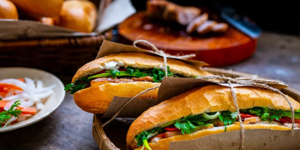 Bánh Mì Phi Hùng - 258 Hoàng Văn Thụ