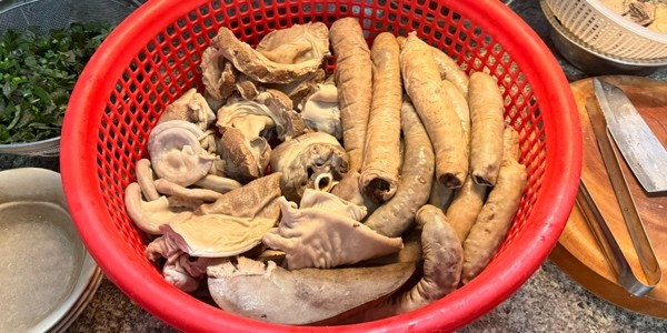 Cháo Lòng Xứ Nghệ - 172B Trần Quang Diệu