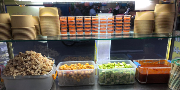 Chân Gà Sốt Thái Bé Hai - Nguyễn Văn Nghi