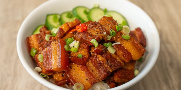 Hướng Dương Quán - CMT8